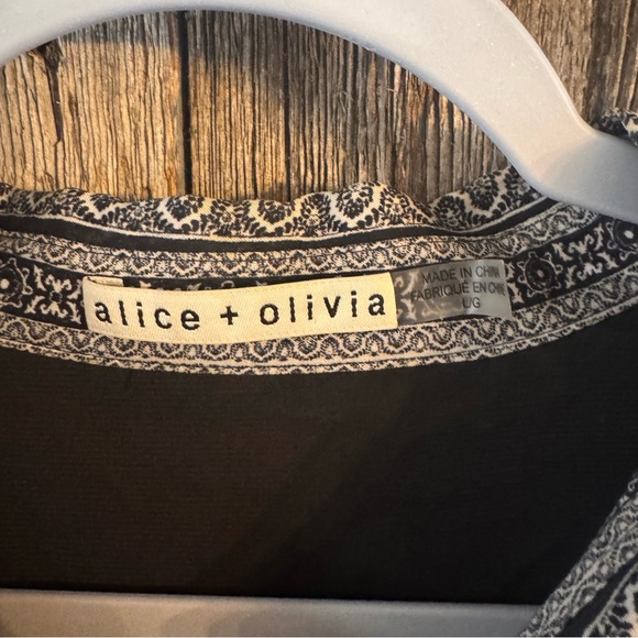 Alice + Olivia Bertha Blouson Sleeve Mini Dress in Monarch Black Print - Picture 7 of 8